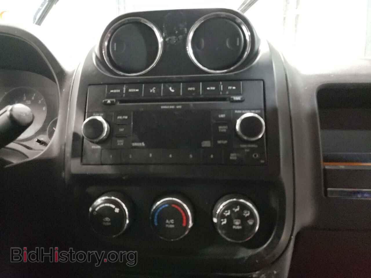 2010 JEEP COMPASS - VIN: 1J4NT1FA6AD640964 - Фото 9