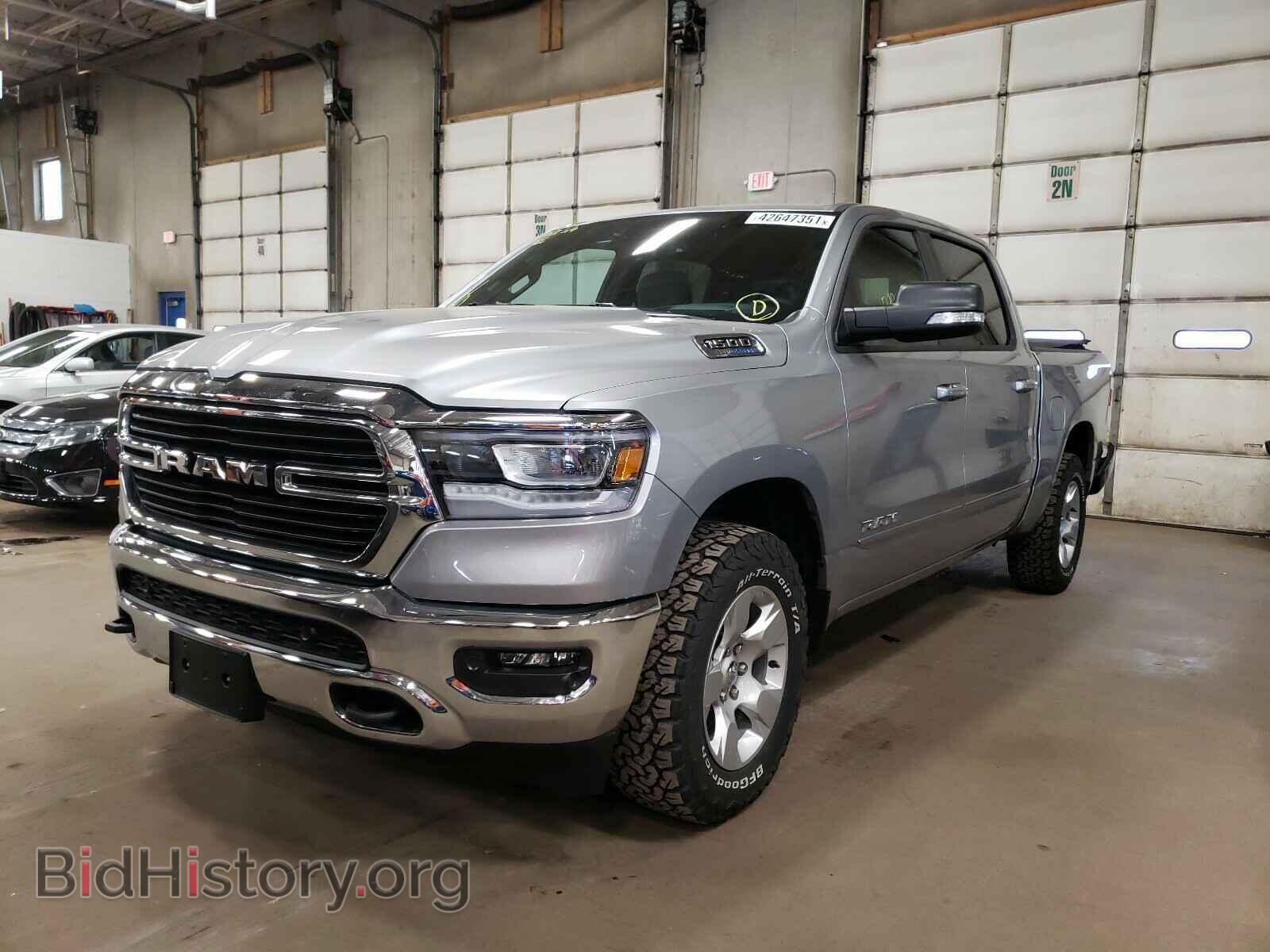 2021 RAM 1500 - VIN: 1C6SRFFT8MN535760 - Фото 2