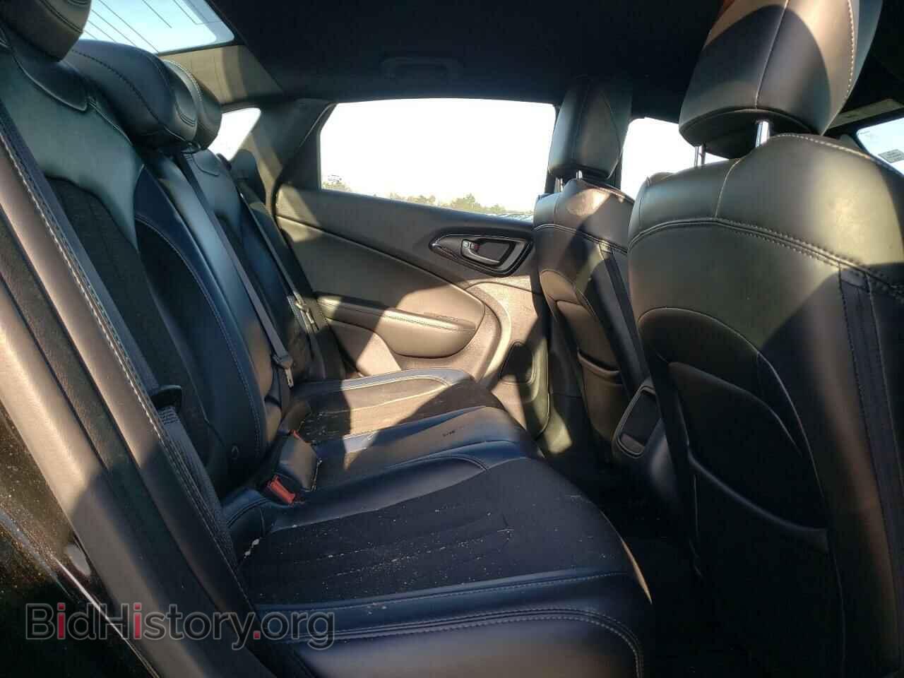 2016 CHRYSLER 200 - VIN: 1C3CCCBB2GN108738 - Фото 10