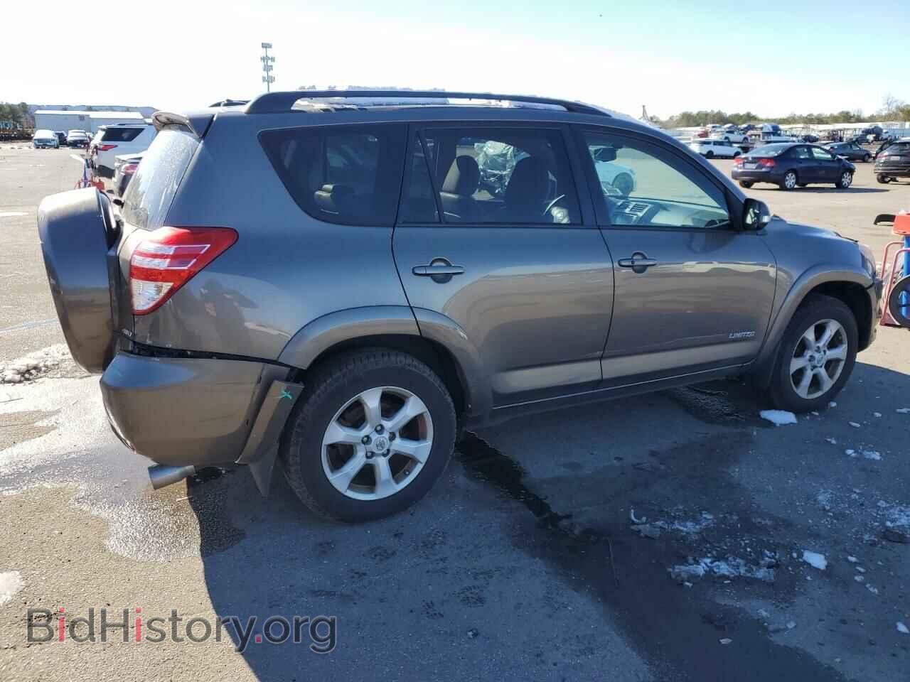 2011 TOYOTA RAV4 - VIN: 2T3DF4DV7BW114380 - Фото 3