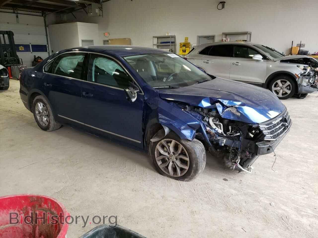 2017 VOLKSWAGEN PASSAT - VIN: 1VWAT7A30HC036873 - Фото 4