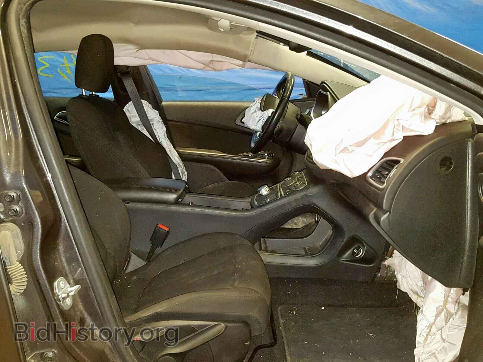 2016 CHRYSLER 200 - VIN: 1C3CCCAB6GN119565 - Фото 5