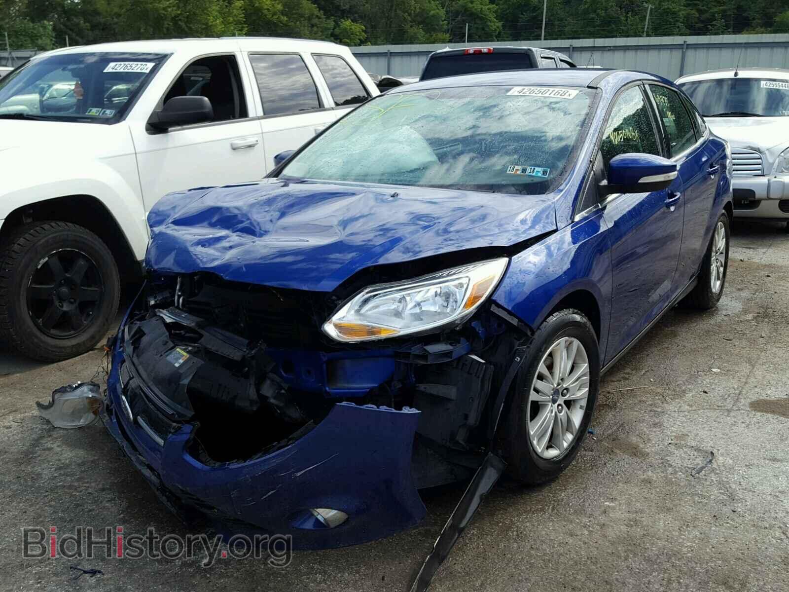 2012 Ford FOCUS (VIN 1FAHP3H22CL395653) — photo 2 of 10