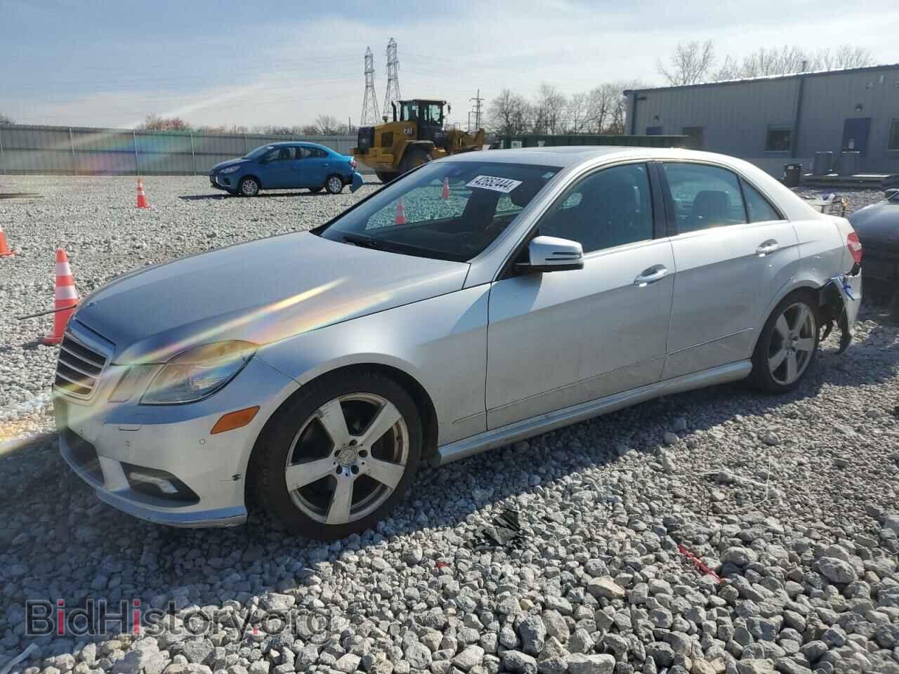 Photo WDDHF8HB9AA075593 - MERCEDES-BENZ E-CLASS 2010