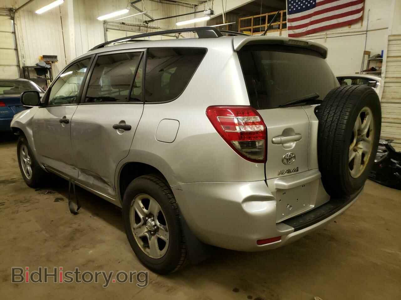 2011 TOYOTA RAV4 - VIN: 2T3BF4DV7BW174683 - Фото 2