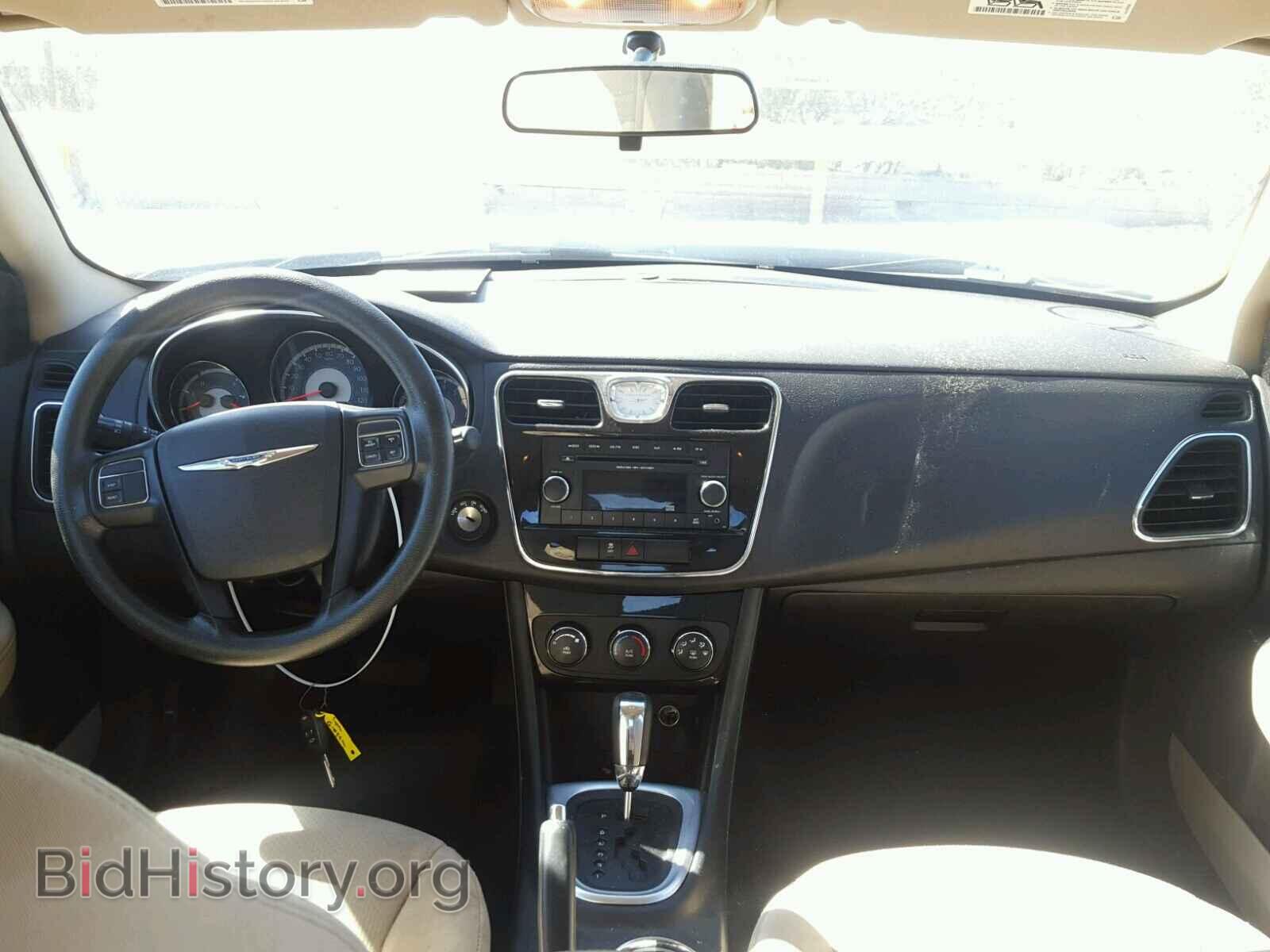 2014 CHRYSLER 200 - VIN: 1C3CCBABXEN207350 - Фото 9