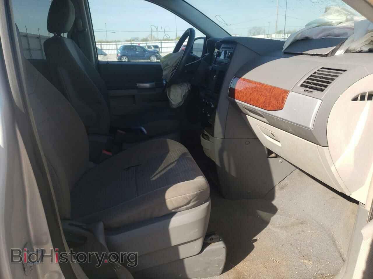 2008 CHRYSLER MINIVAN - VIN: 2A8HR54P88R774388 - Фото 5