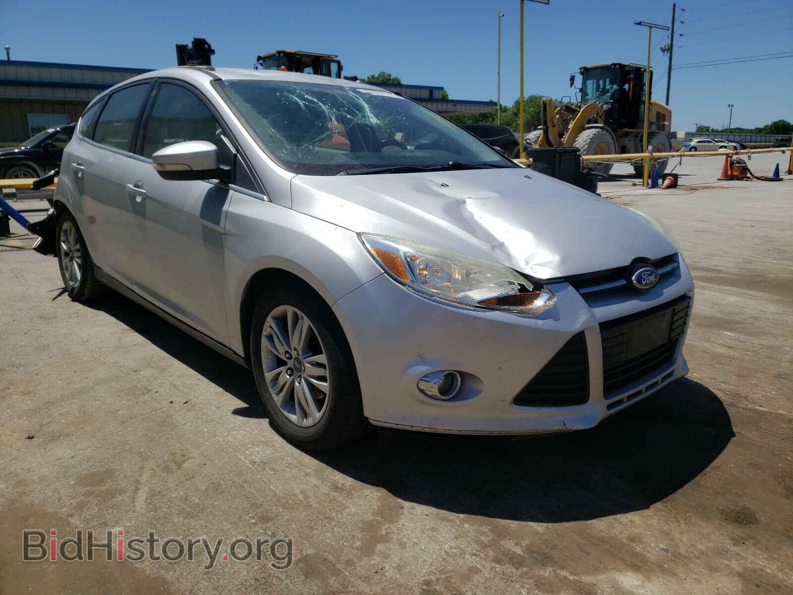Photo 1FAHP3M21CL157363 - FORD FOCUS 2012