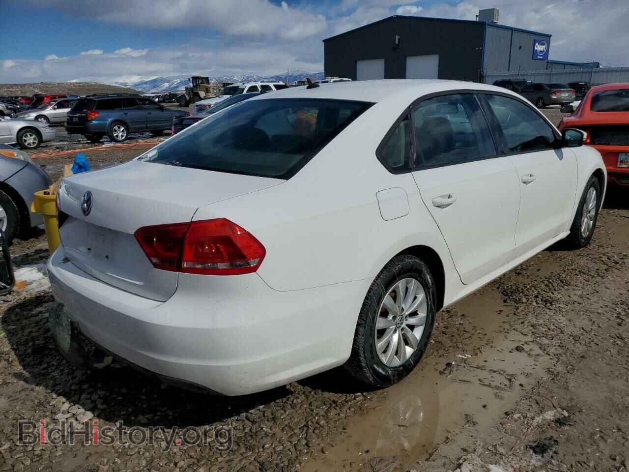 2013 VOLKSWAGEN PASSAT - VIN: 1VWAP7A35DC069558 - Фото 3