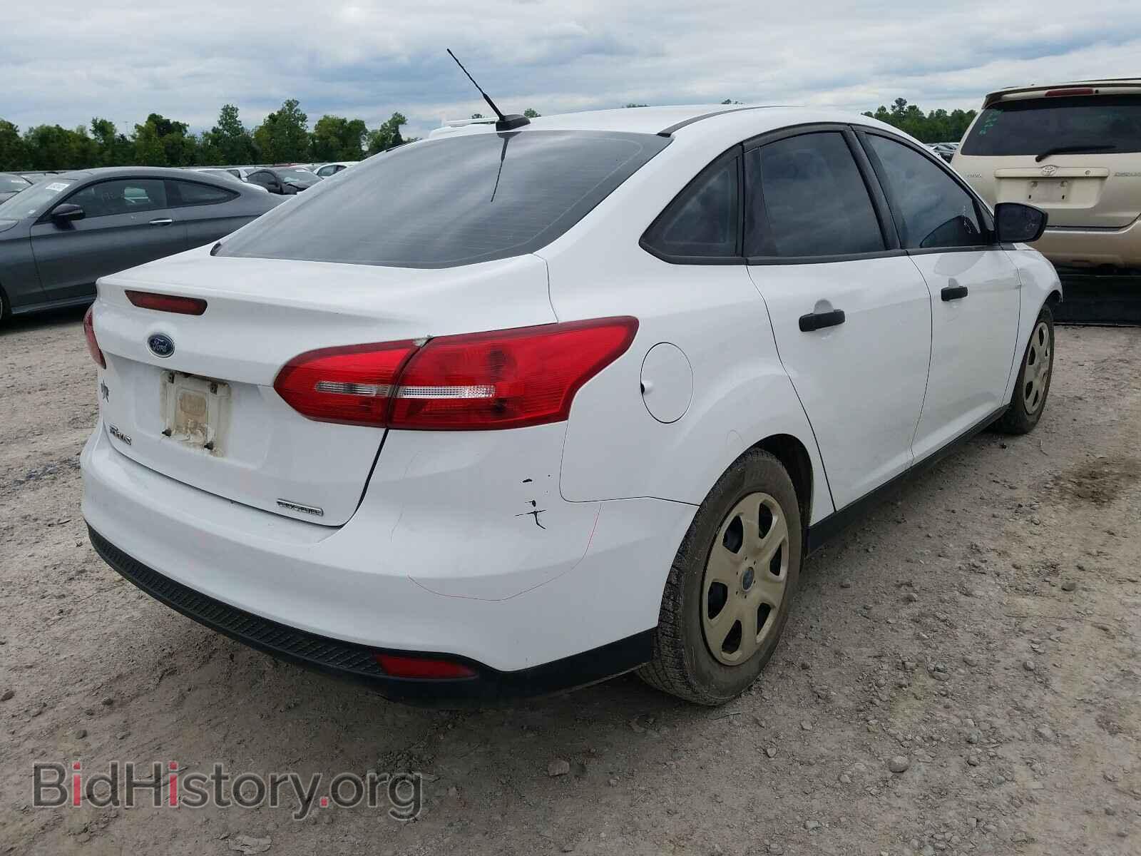 2016 FORD FOCUS - VIN: 1FADP3E2XGL328811 - Photo 4