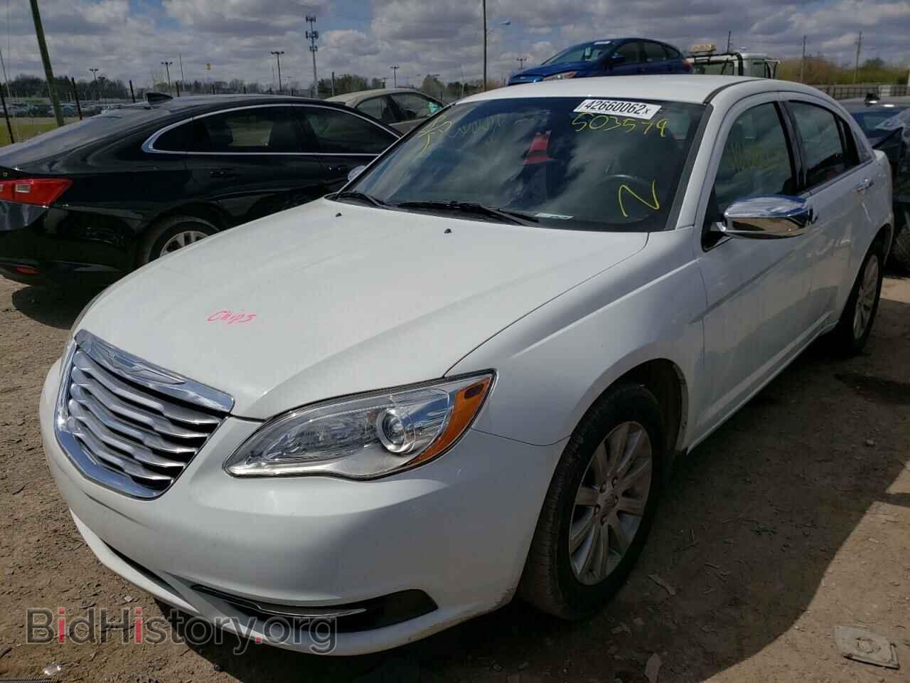 2013 CHRYSLER 200 - VIN: 1C3CCBBB3DN503579 - Photo 2