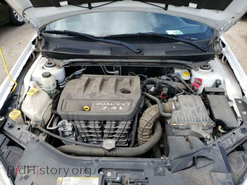 2013 Chrysler 200 (VIN 1C3CCBBB3DN503579) — фото 7 из 10