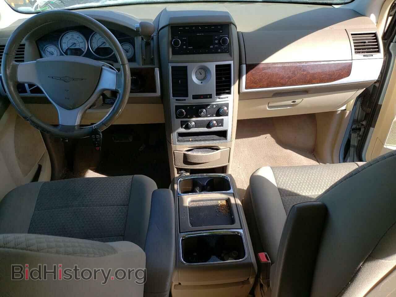 2010 CHRYSLER MINIVAN - VIN: 2A4RR5D17AR170077 - Фото 8