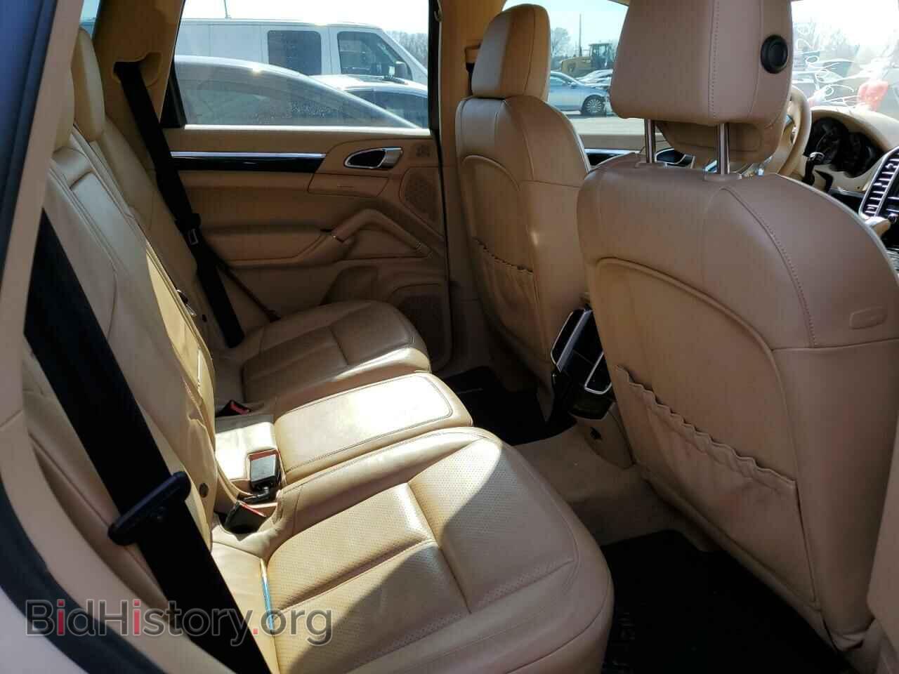 2011 PORSCHE CAYENNE - VIN: WP1AA2A27BLA03300 - Фото 11