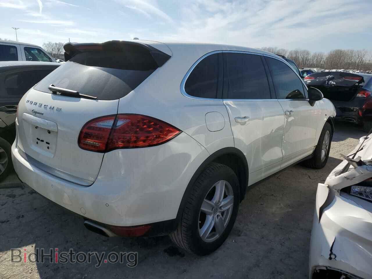 2011 PORSCHE CAYENNE - VIN: WP1AA2A27BLA03300 - Фото 3