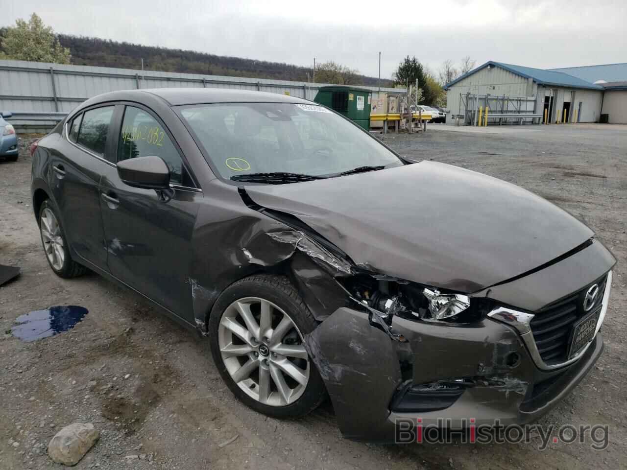 Photo JM1BN1V79H1105681 - MAZDA 3 2017