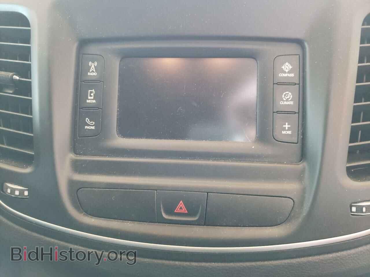 2015 CHRYSLER 200 - VIN: 1C3CCCAB5FN662548 - Фото 9