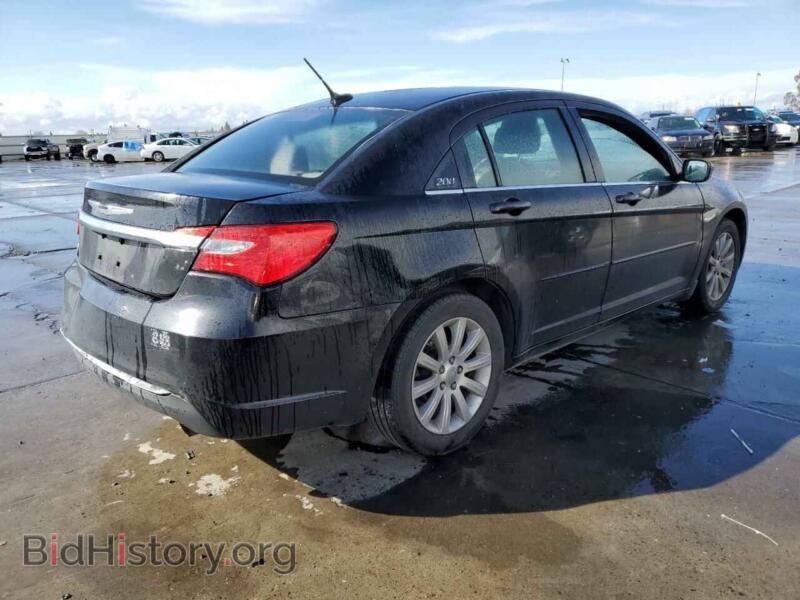 2013 Chrysler 200 (VIN 1C3CCBBB8DN713840) — photo 3 of 12
