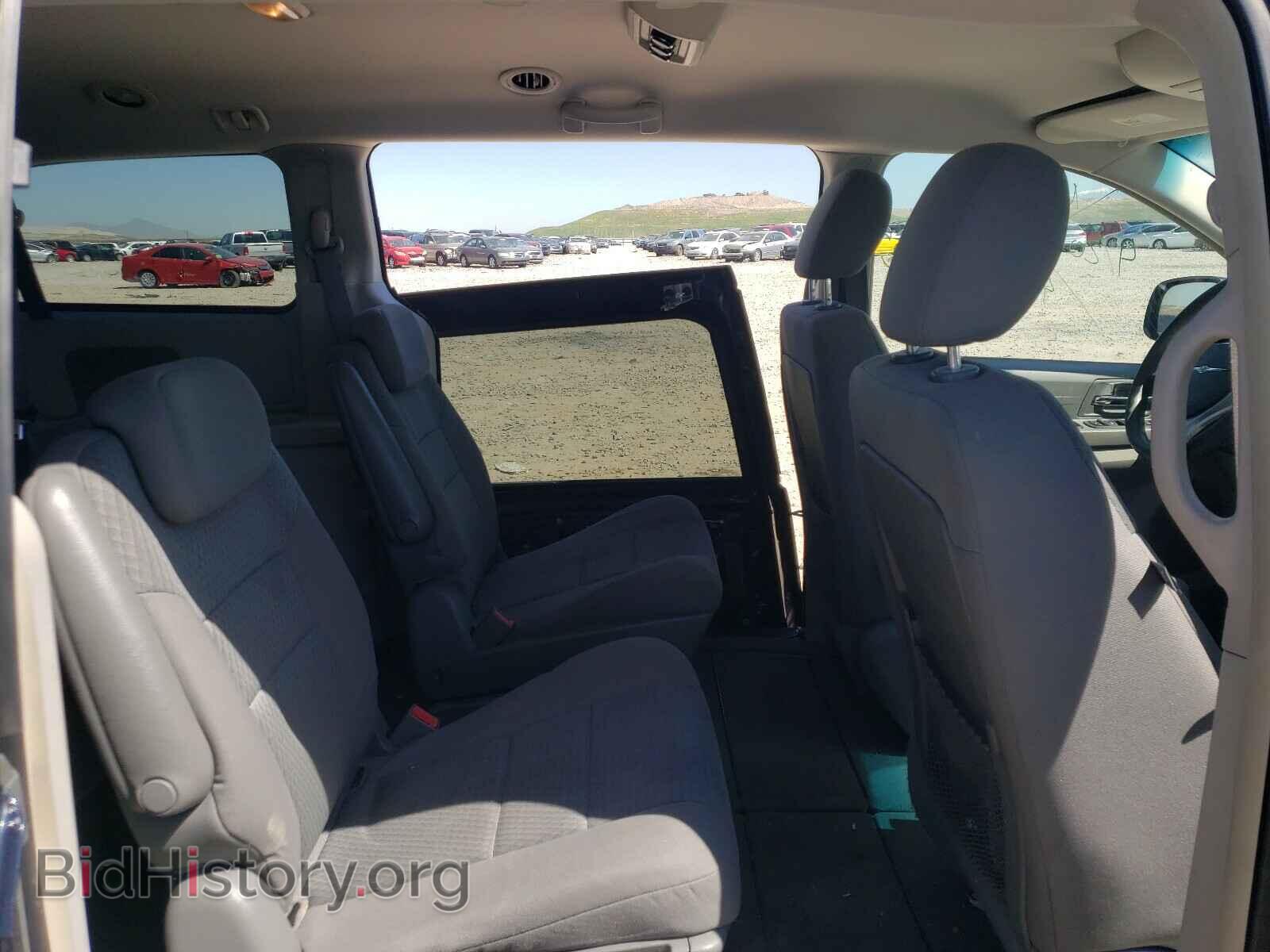 2009 CHRYSLER MINIVAN - VIN: 2A8HR44E29R552844 - Фото 6