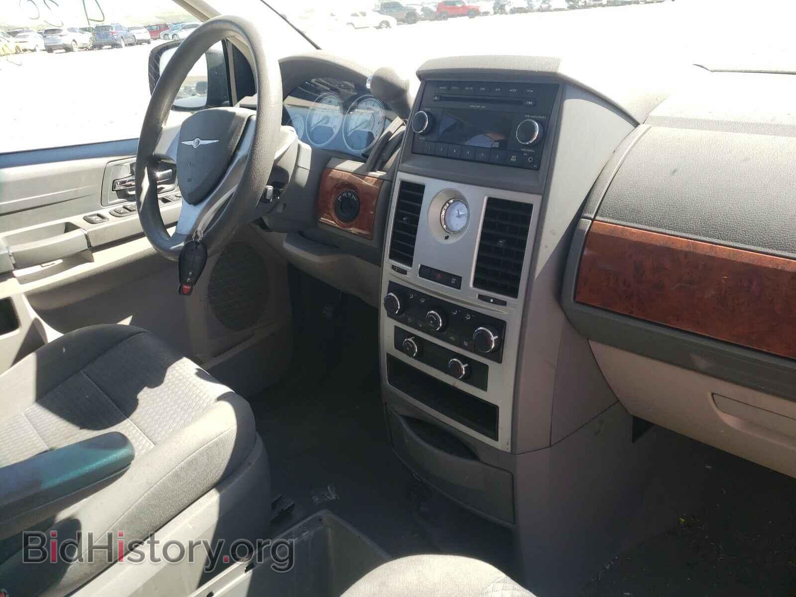 2009 CHRYSLER MINIVAN - VIN: 2A8HR44E29R552844 - Фото 9