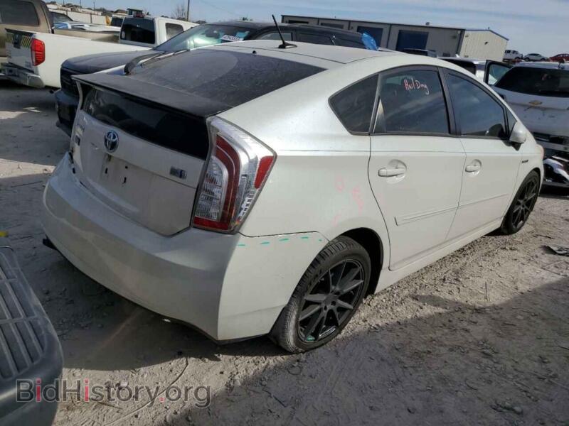 2013 Toyota PRIUS (VIN JTDKN3DU9D1663219) — фото 3 из 12