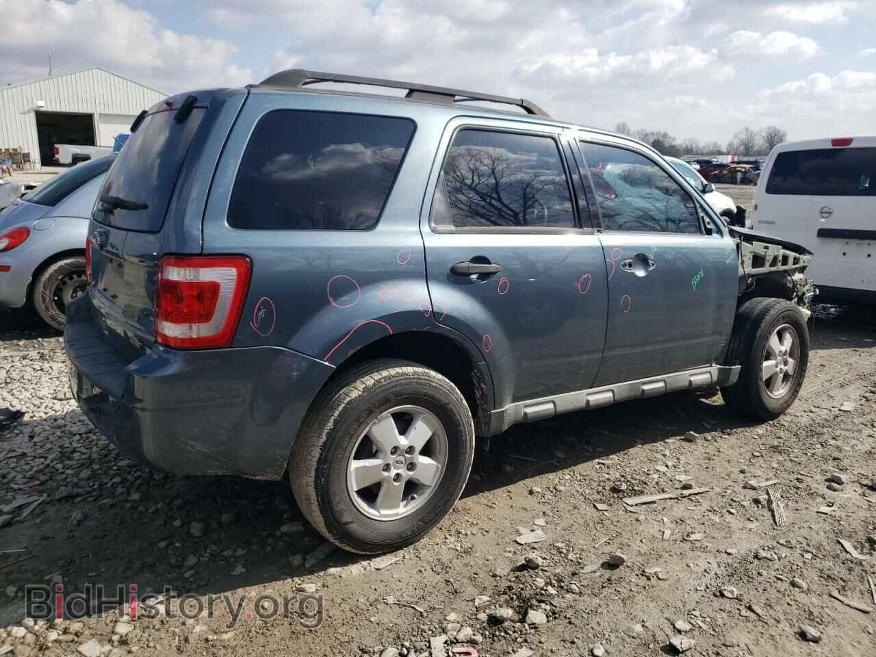 2010 FORD ESCAPE - VIN: 1FMCU0D75AKA04989 - Фото 3