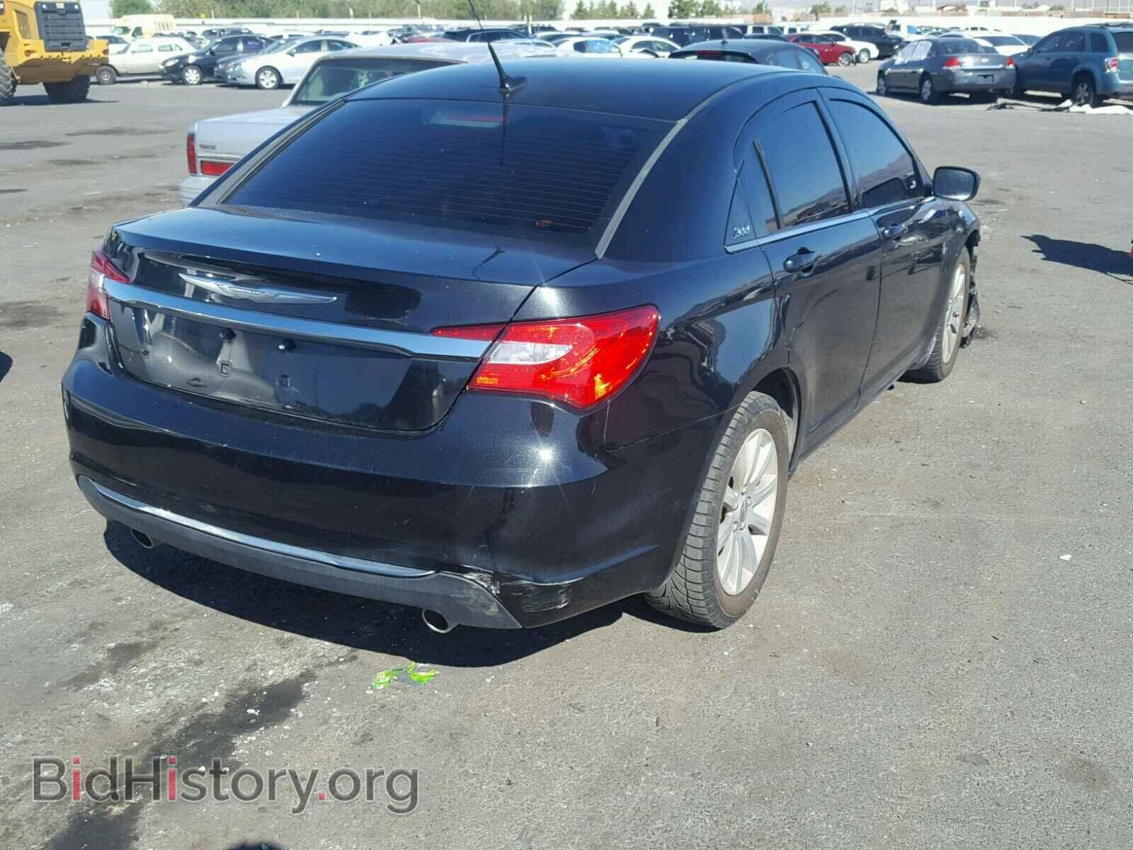2011 CHRYSLER 200 - VIN: 1C3BC1FG2BN503663 - Фото 4