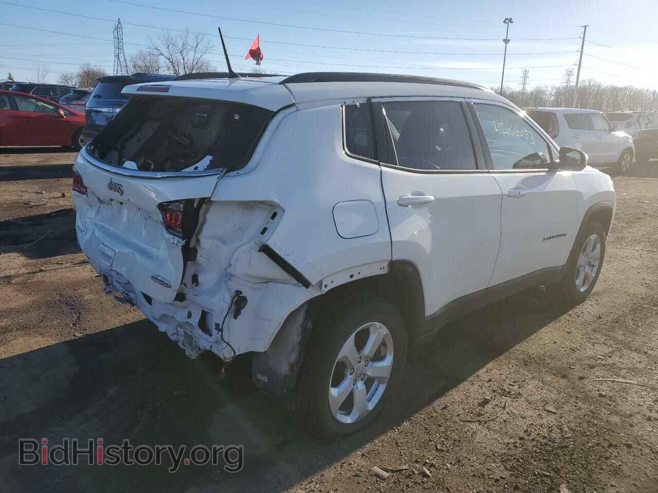 2018 JEEP COMPASS - VIN: 3C4NJDBB2JT418928 - Фото 3