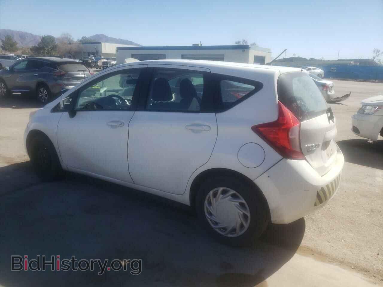 2015 NISSAN VERSA - VIN: 3N1CE2CP2FL432297 - Фото 2