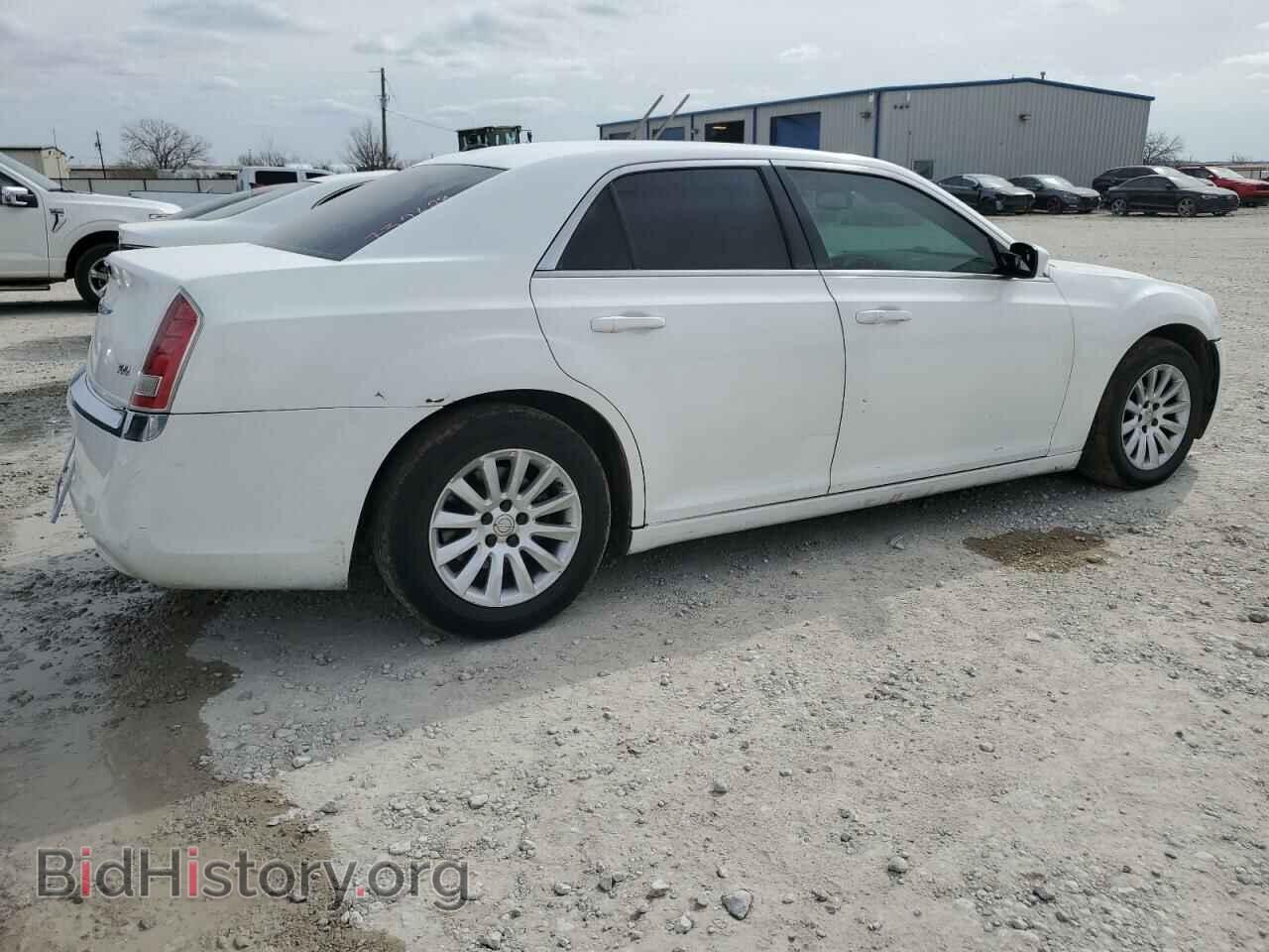 2013 CHRYSLER 300 - VIN: 2C3CCAAG6DH732628 - Фото 3