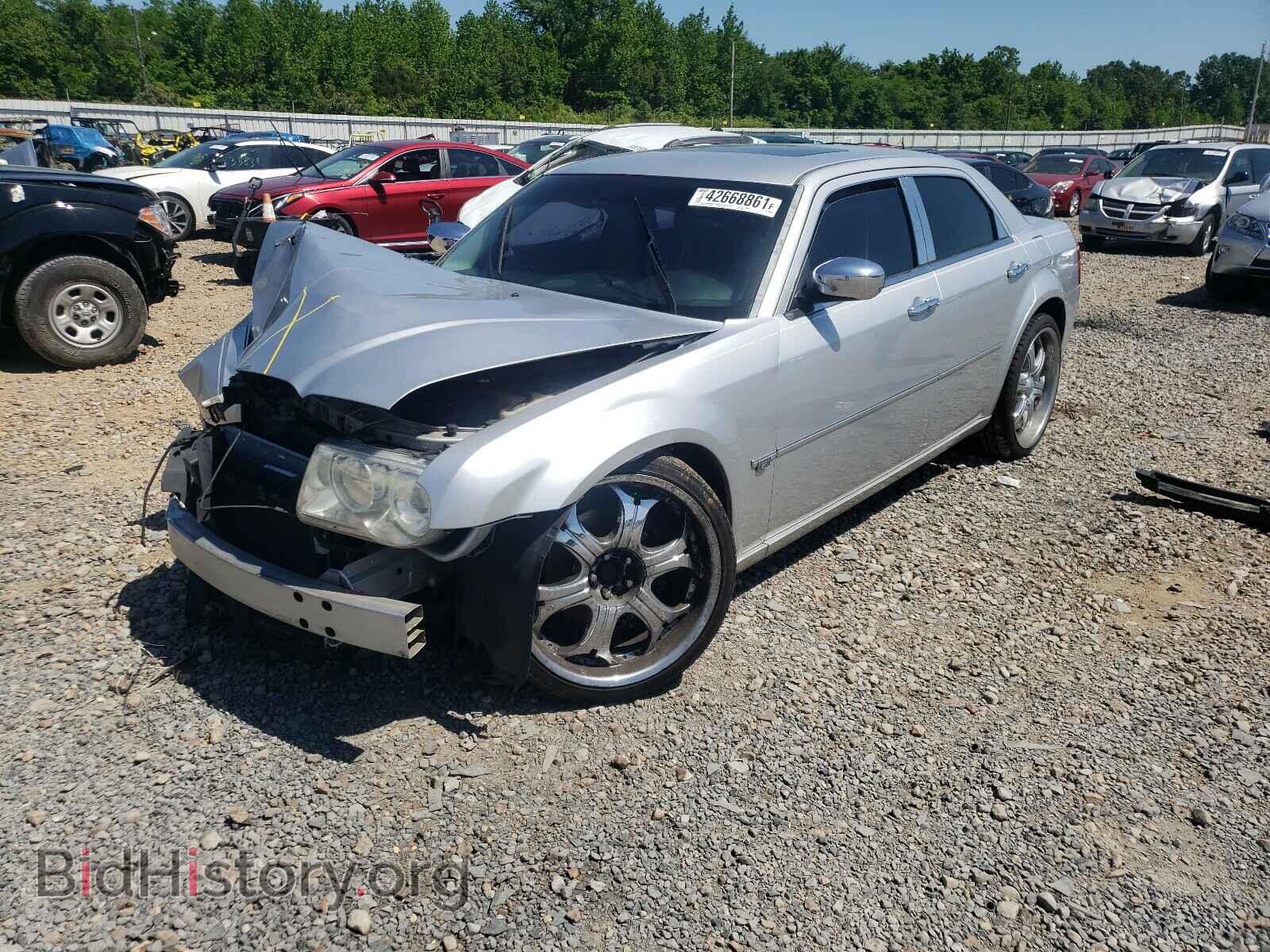 2006 CHRYSLER 300 - VIN: 2C3LA63H06H519640 - Фото 2