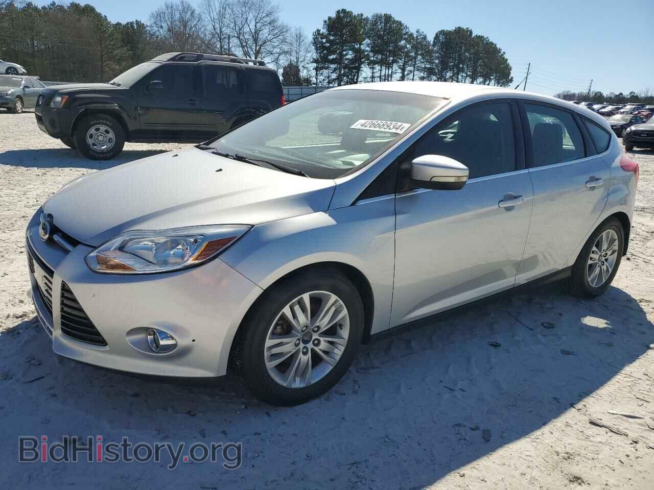 Photo 1FAHP3M21CL393222 - FORD FOCUS 2012