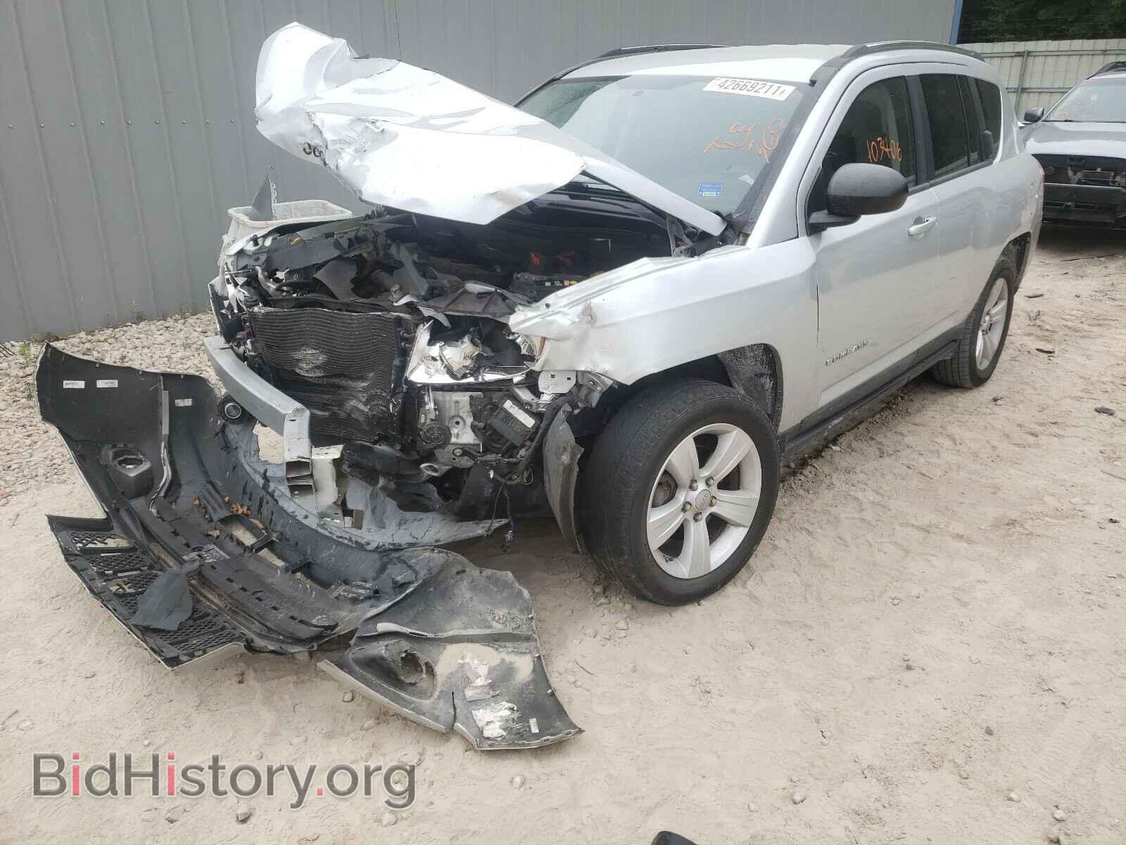 2011 JEEP COMPASS - VIN: 1J4NT1FBXBD252727 - Photo 2