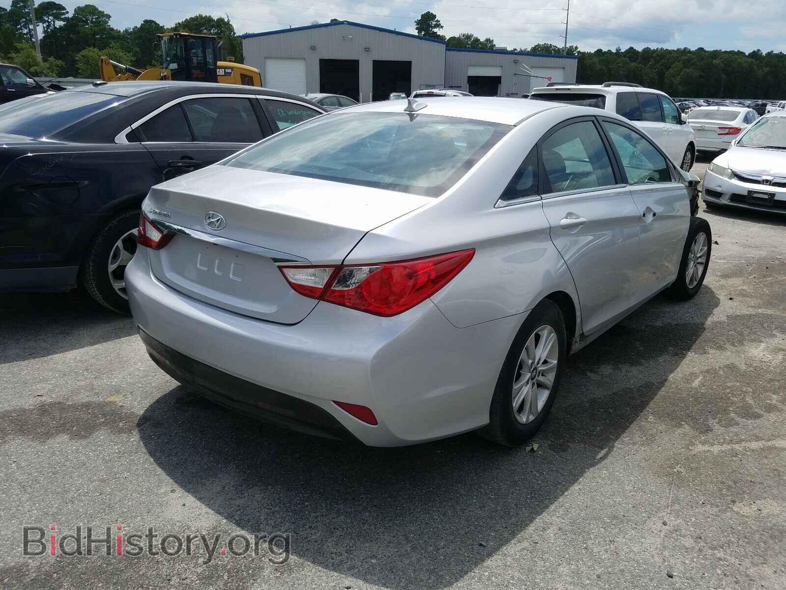 2014 HYUNDAI SONATA - VIN: 5NPEB4AC0EH911682 - Photo 4
