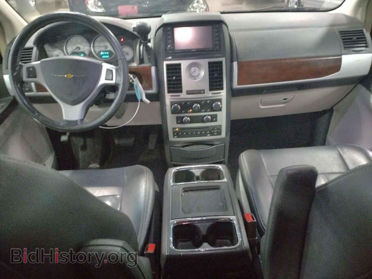 2010 CHRYSLER MINIVAN - VIN: 2A4RR8D14AR405844 - Фото 8