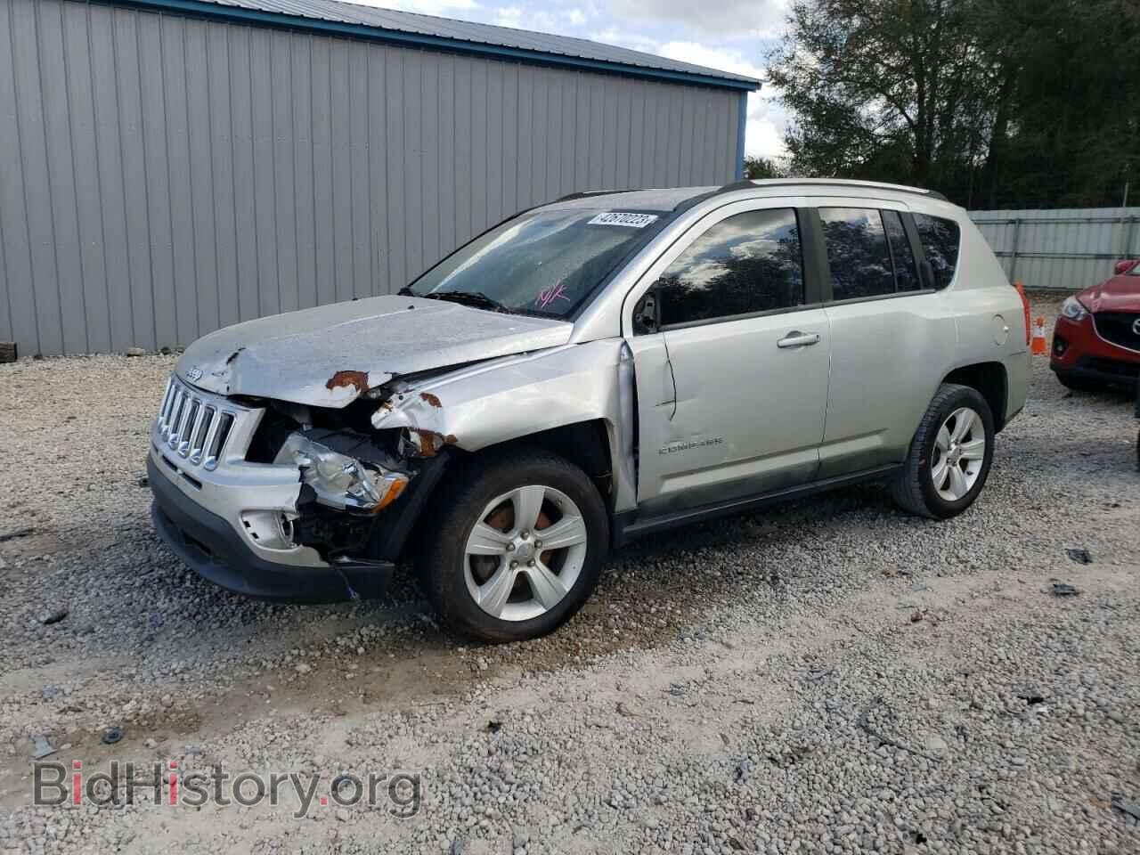 Photo 1J4NT1FA4BD165641 - JEEP COMPASS 2011