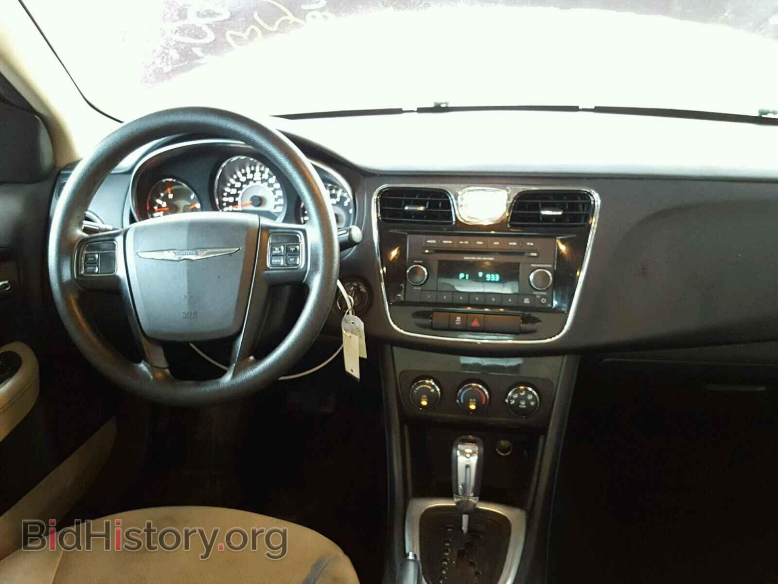 2013 CHRYSLER 200 - VIN: 1C3CCBAB1DN608493 - Фото 9