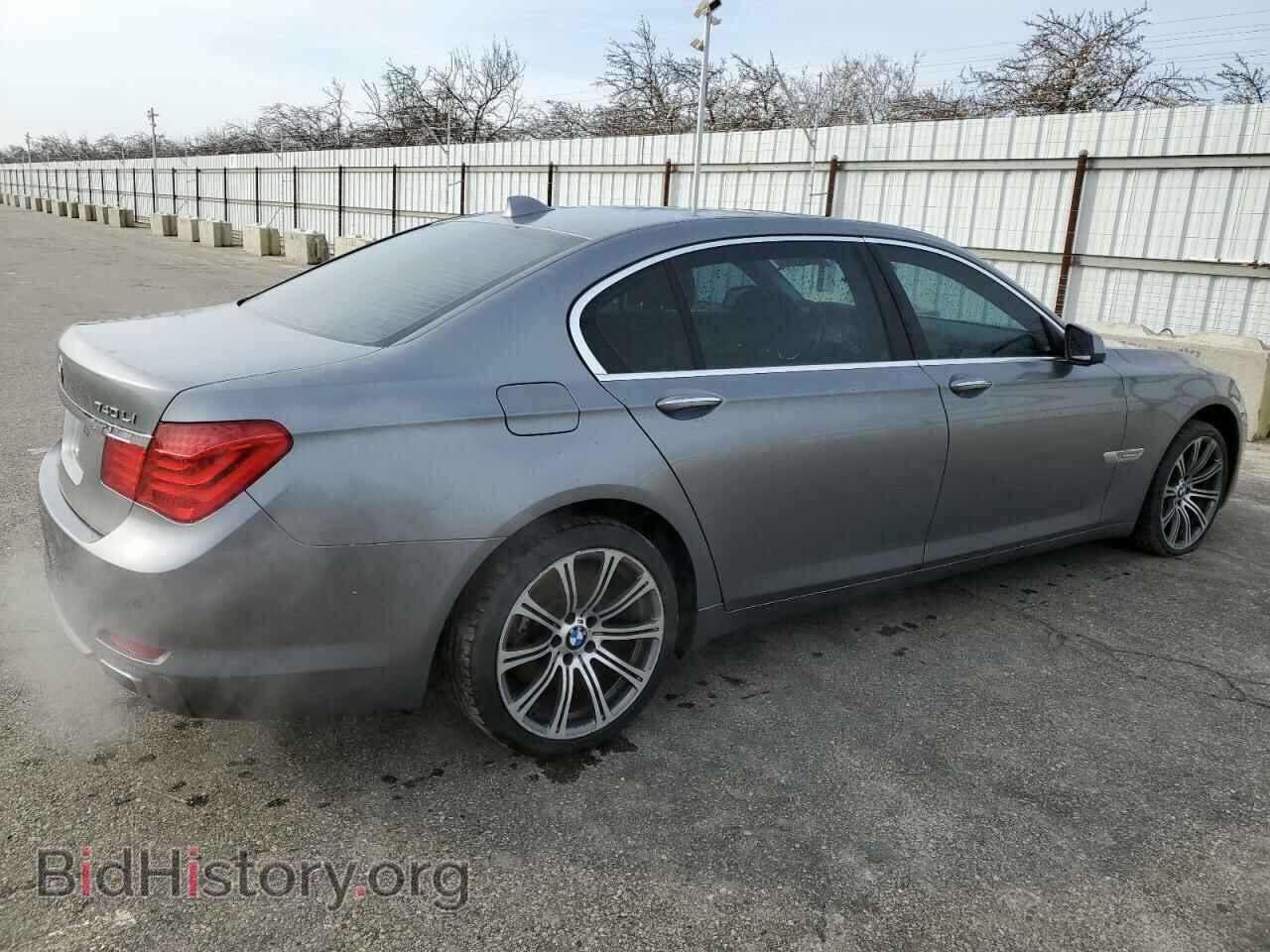 2012 BMW 7 SERIES - VIN: WBAKB4C59CC576235 - Фото 3