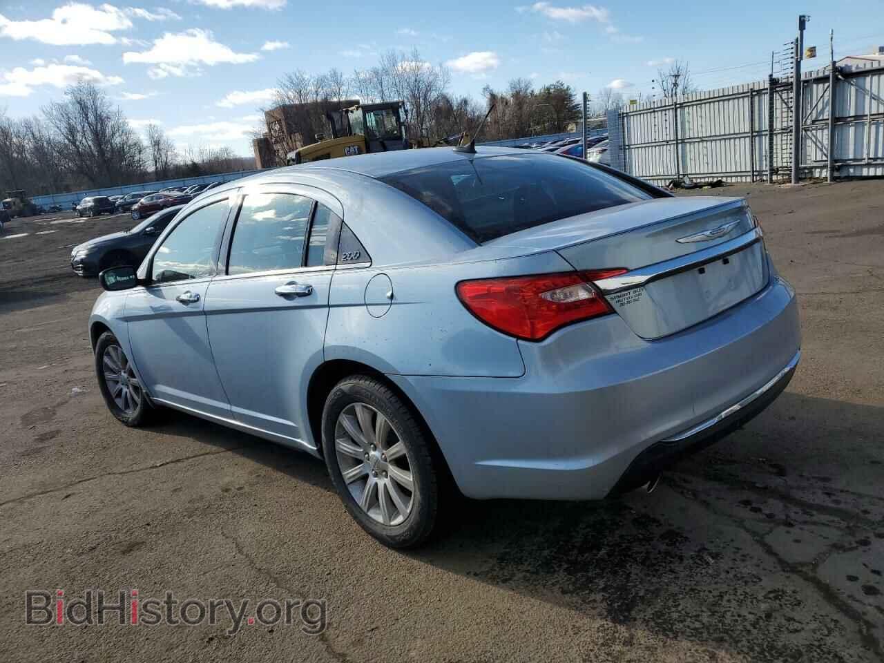 2013 CHRYSLER 200 - VIN: 1C3CCBCG3DN545826 - Фото 2