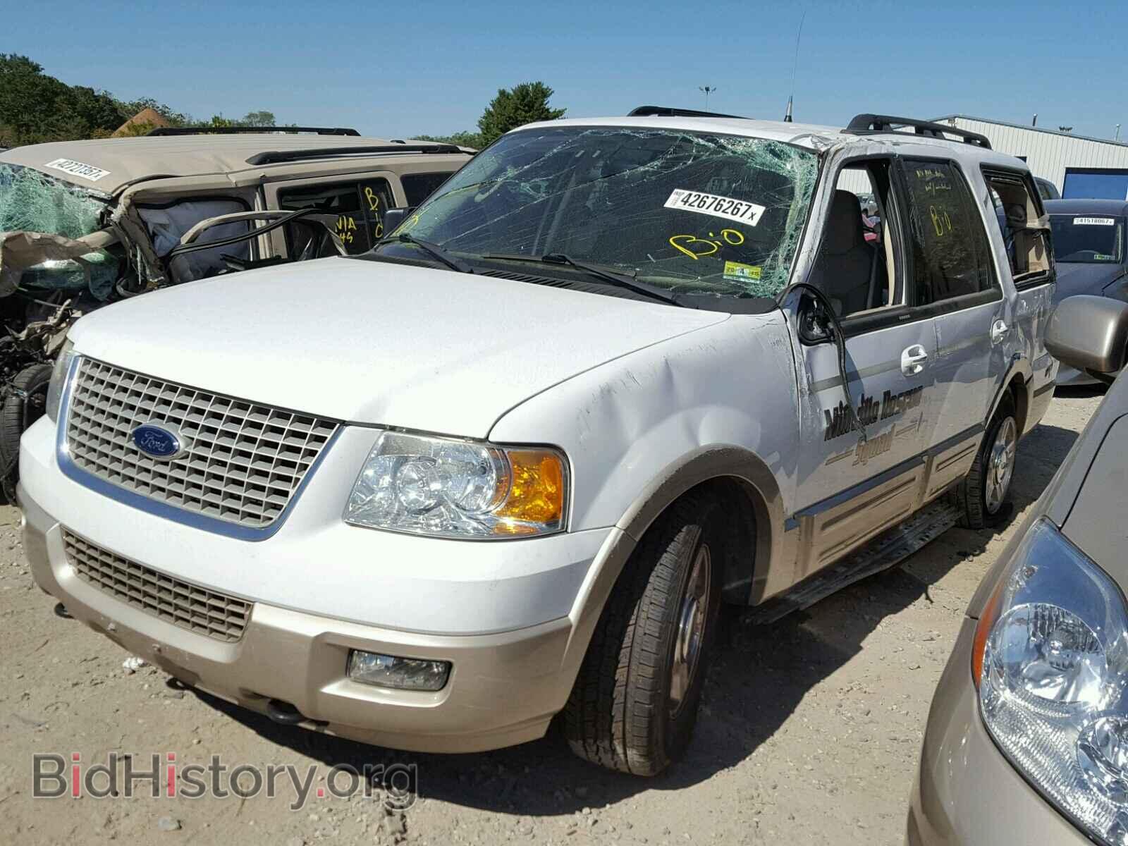 2006 FORD EXPEDITION - VIN: 1FMPU18506LA76555 - Фото 2