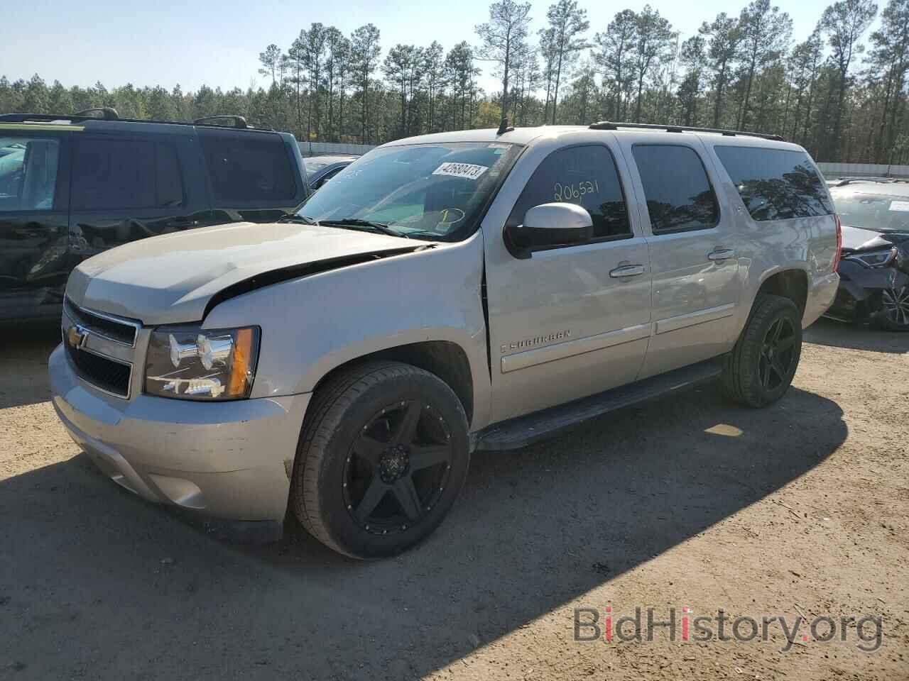 Photo 1GNFC16037J257177 - CHEVROLET SUBURBAN 2007