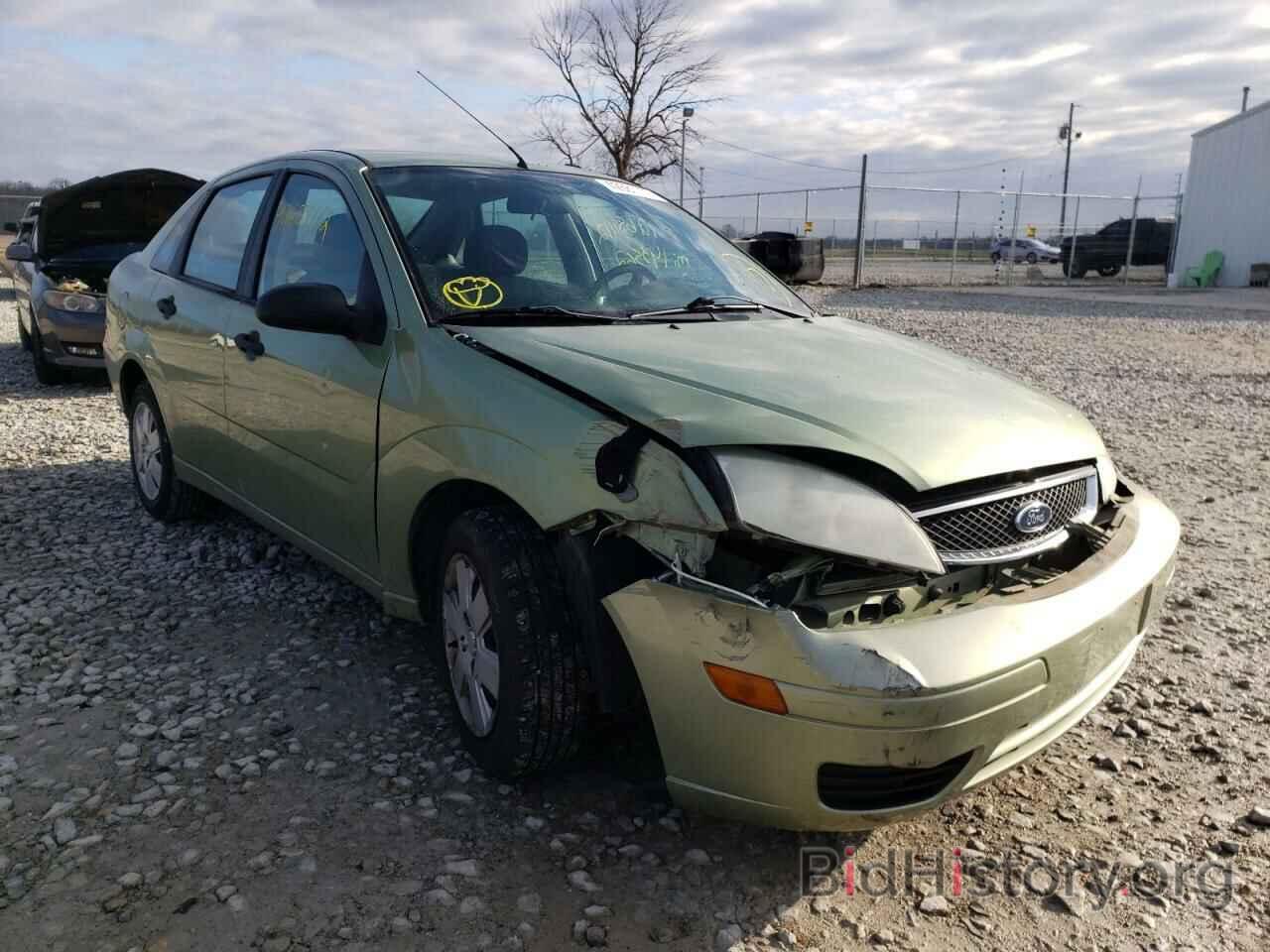 Photo 1FAFP34N97W104318 - FORD FOCUS 2007