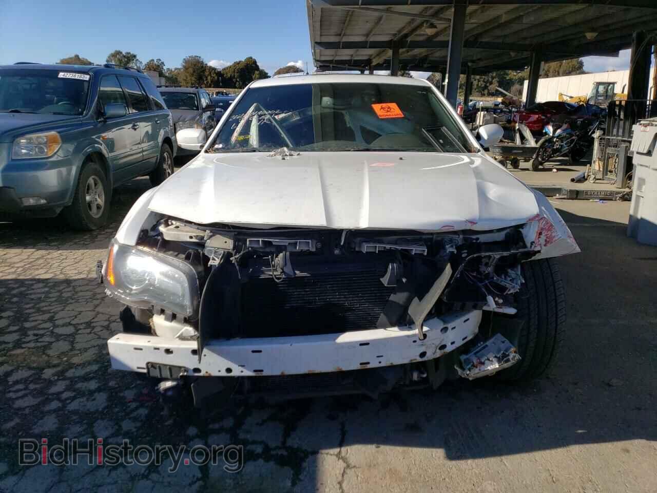 2013 CHRYSLER 300 - VIN: 2C3CCABG4DH547329 - Фото 5