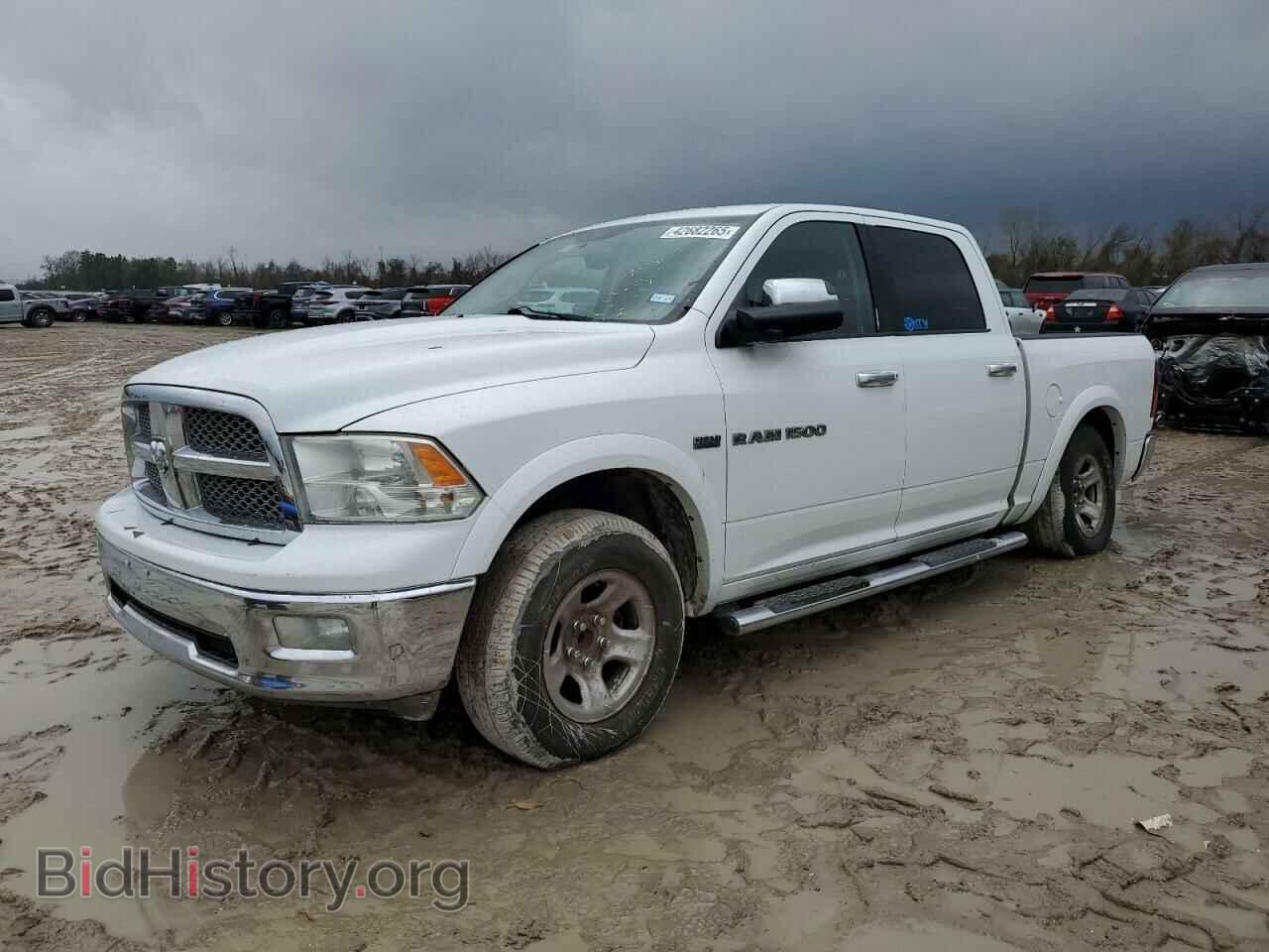 Photo 1D7RB1CT3BS628368 - DODGE All Models 2011