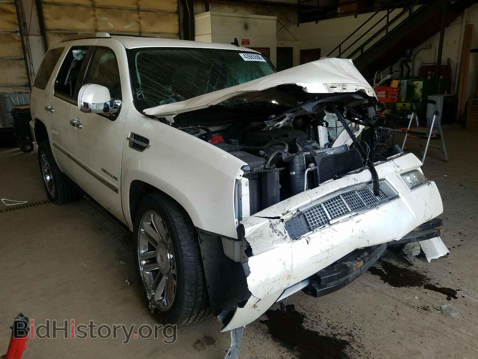 Photo 1GYS4DEF2CR205749 - CADILLAC ESCALADE 2012