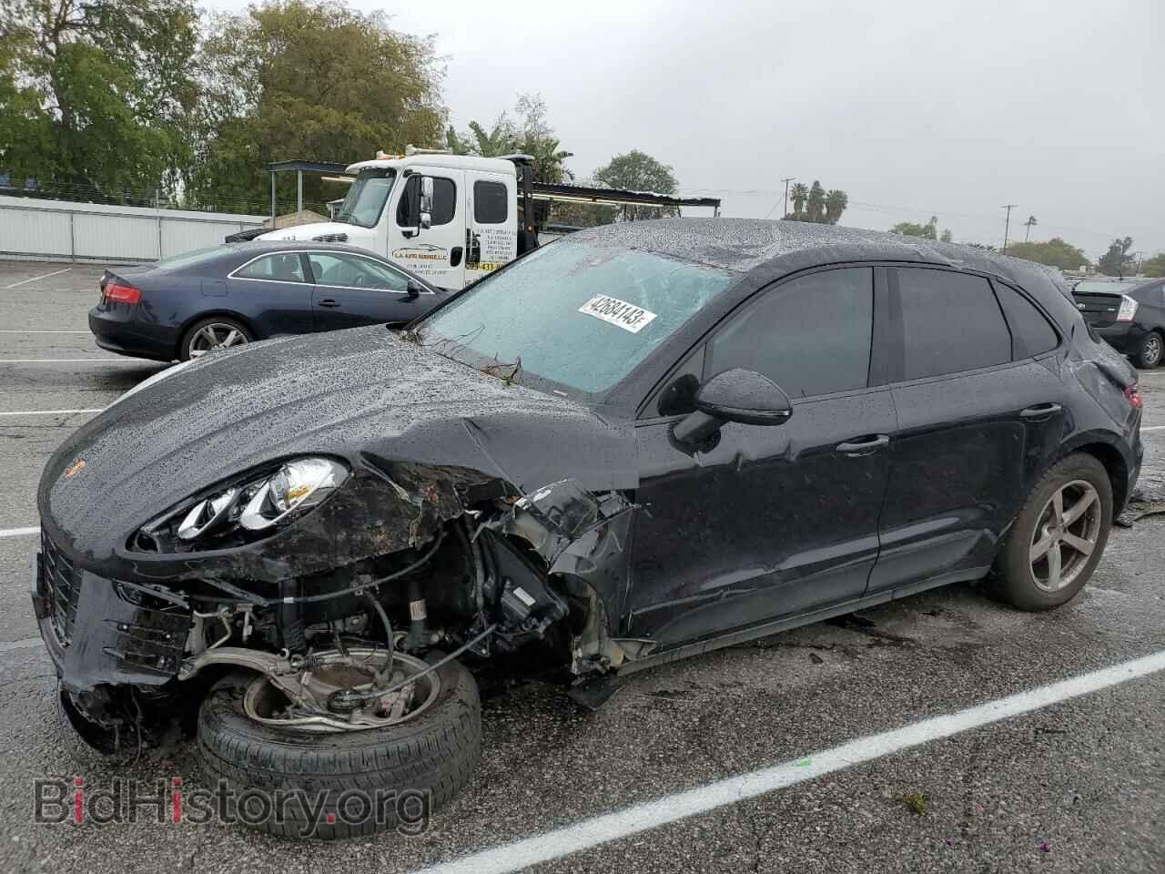 Фотография WP1AA2A57HLB04226 - PORSCHE MACAN 2017