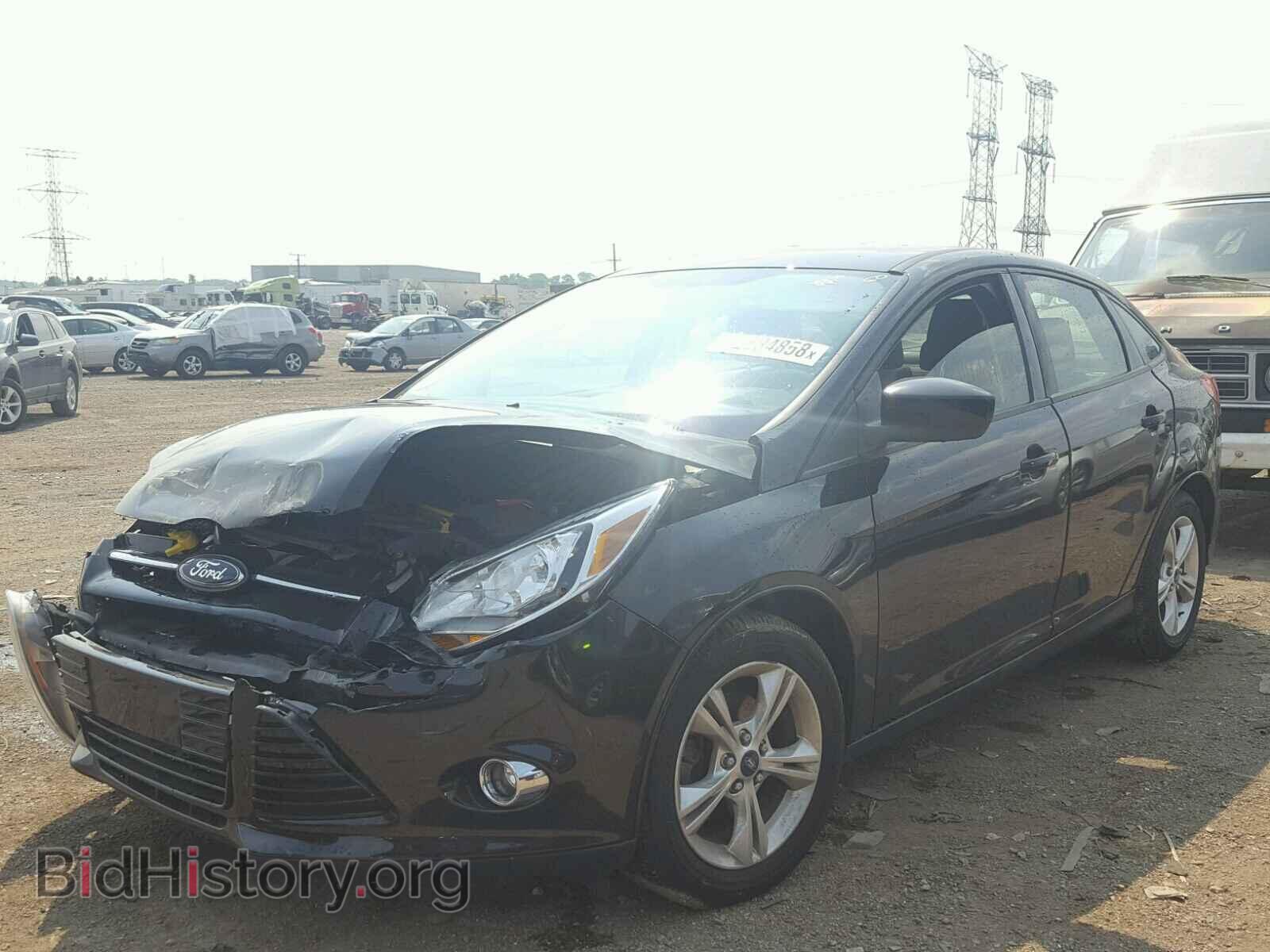 2012 Ford FOCUS (VIN 1FAHP3F27CL299276) — photo 2 of 10