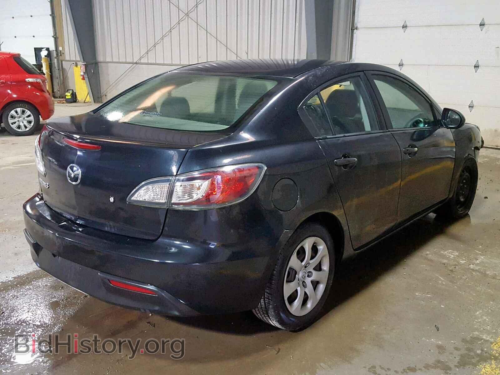 2011 MAZDA 3 - VIN: JM1BL1UG0B1470779 - Photo 4