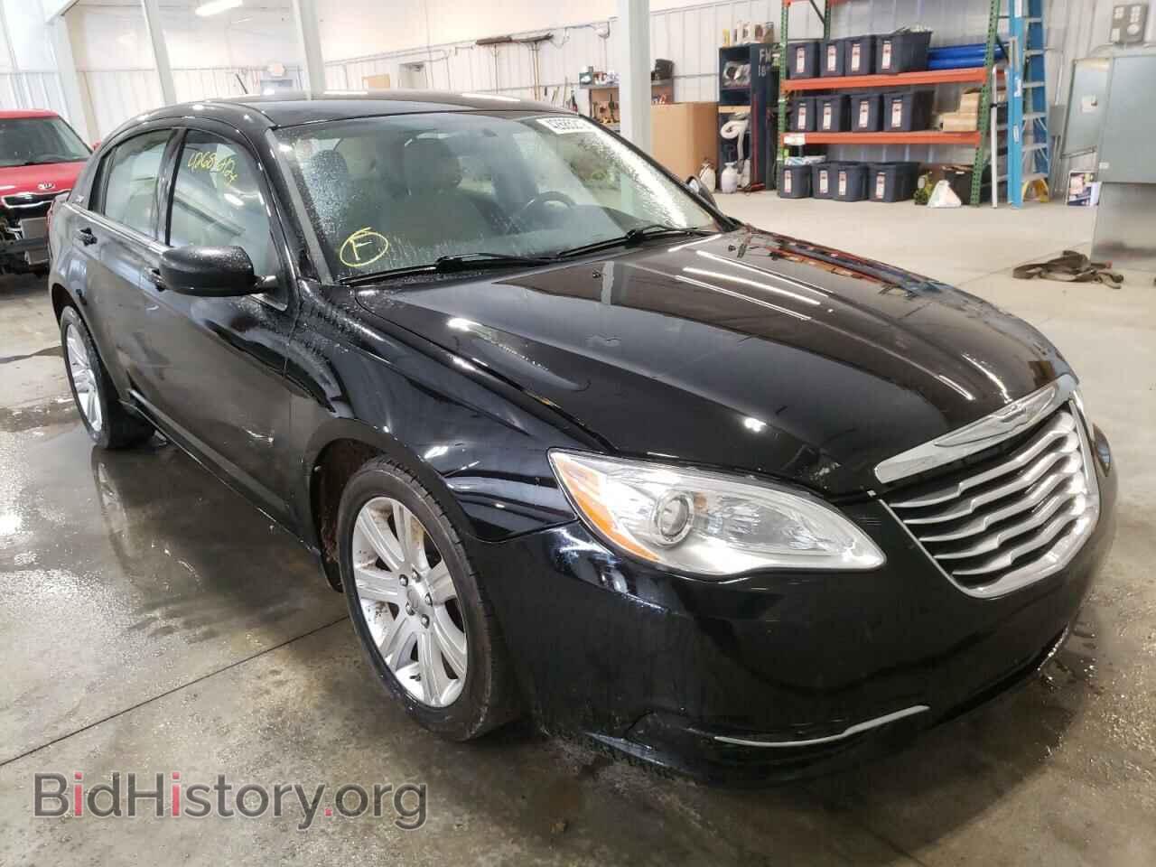 Photo 1C3BC1FB1BN576351 - CHRYSLER 200 2011