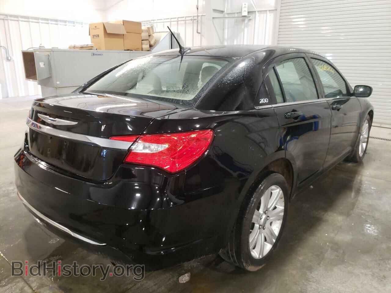 2011 CHRYSLER 200 - VIN: 1C3BC1FB1BN576351 - Фото 4